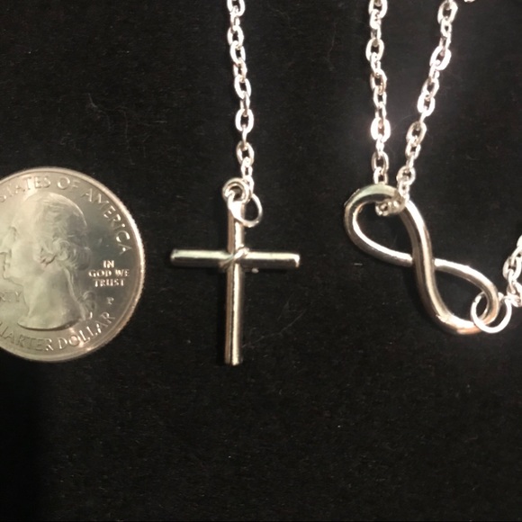 ✨Beautiful Cross Infinity Necklace ✨ - Picture 3 of 3